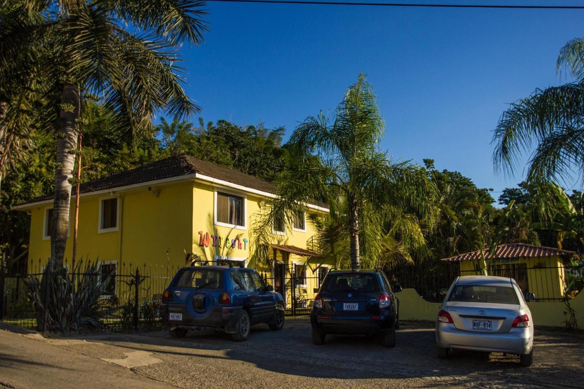 Wipeout Hostel Jacó Exterior foto